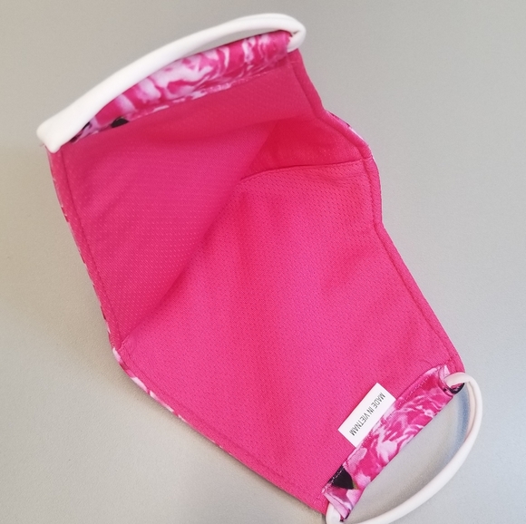 NEW Designer Facemask - Picture 3 of 3